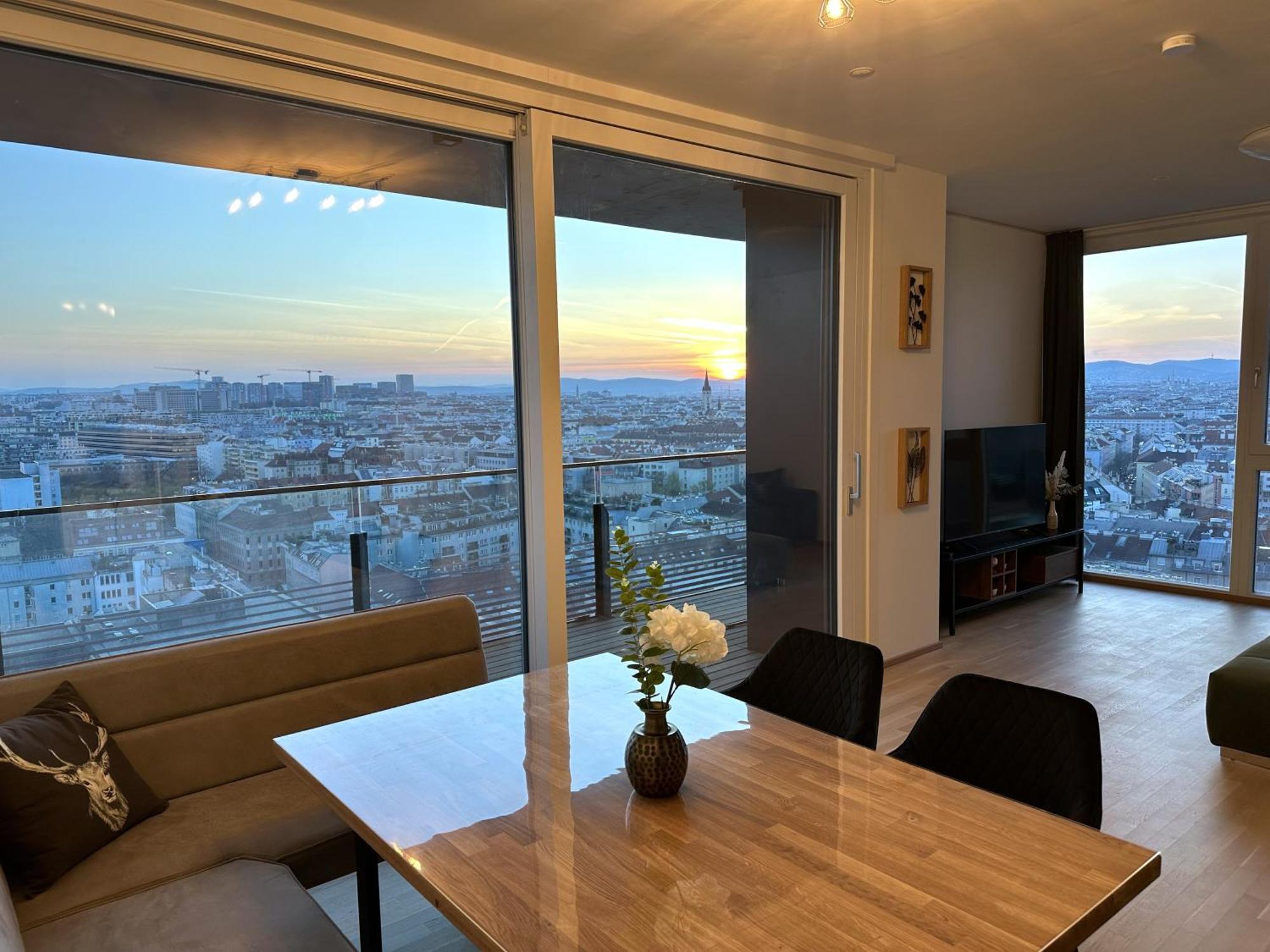 Appartement Panorama Sky I Rooftop Pool I Metro Station Wenen