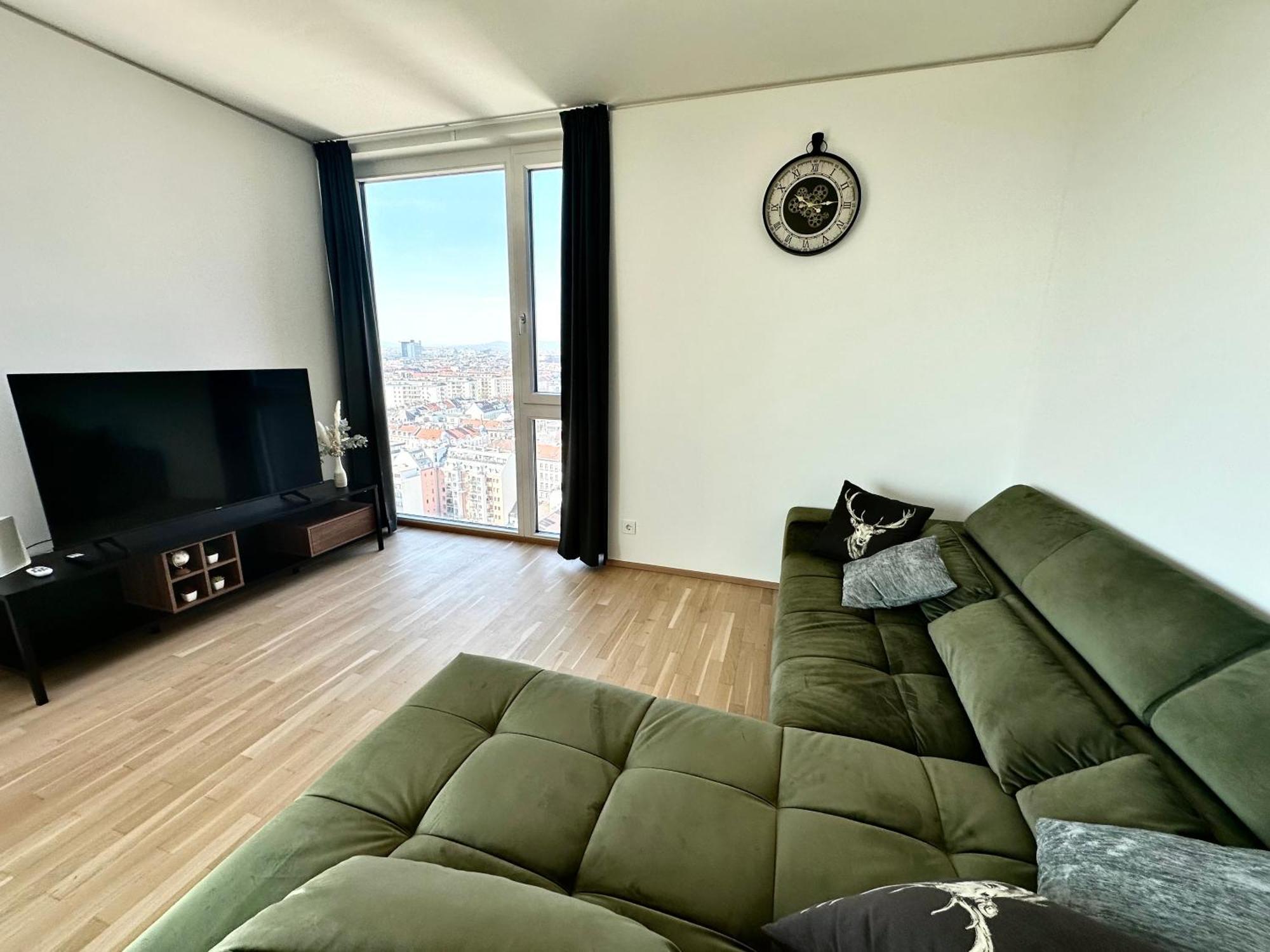 Panorama Sky I Rooftop Pool I Metro Station Appartement Wenen